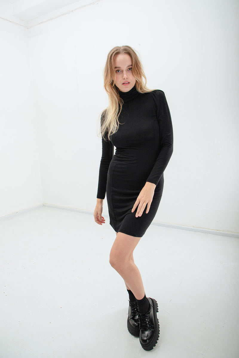 Reina Turtleneck Slip - Black